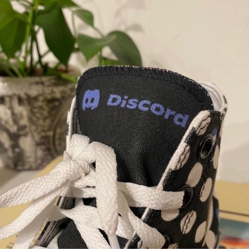 Custom Discord Chuck Taylors - Picture 7 of 7